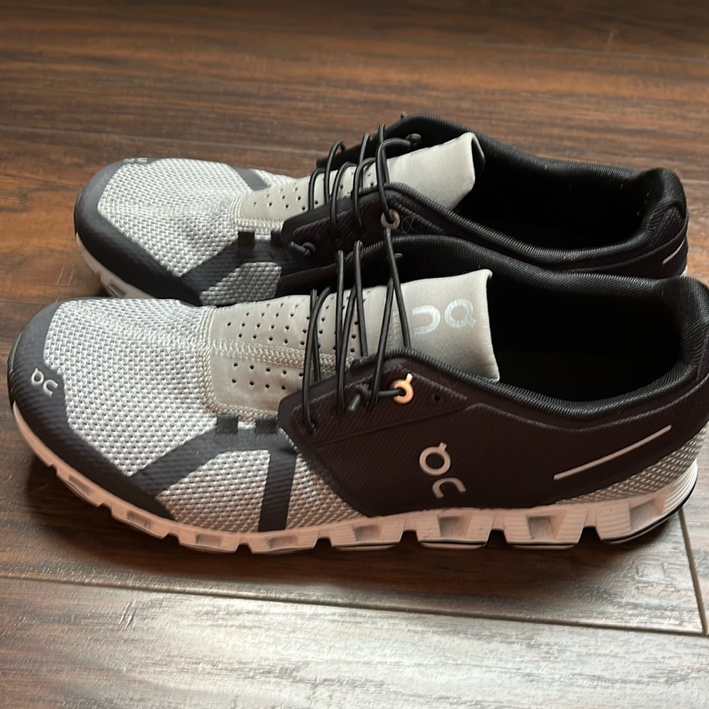 On Cloud size 10